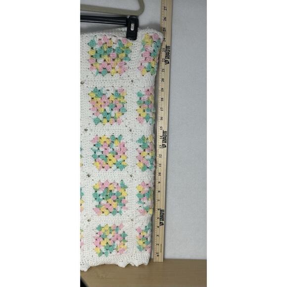 Vintage Handmade Crochet Baby Blanket Pastel Granny Square 32x48 Cottagecore EUC - Picture 5 of 6